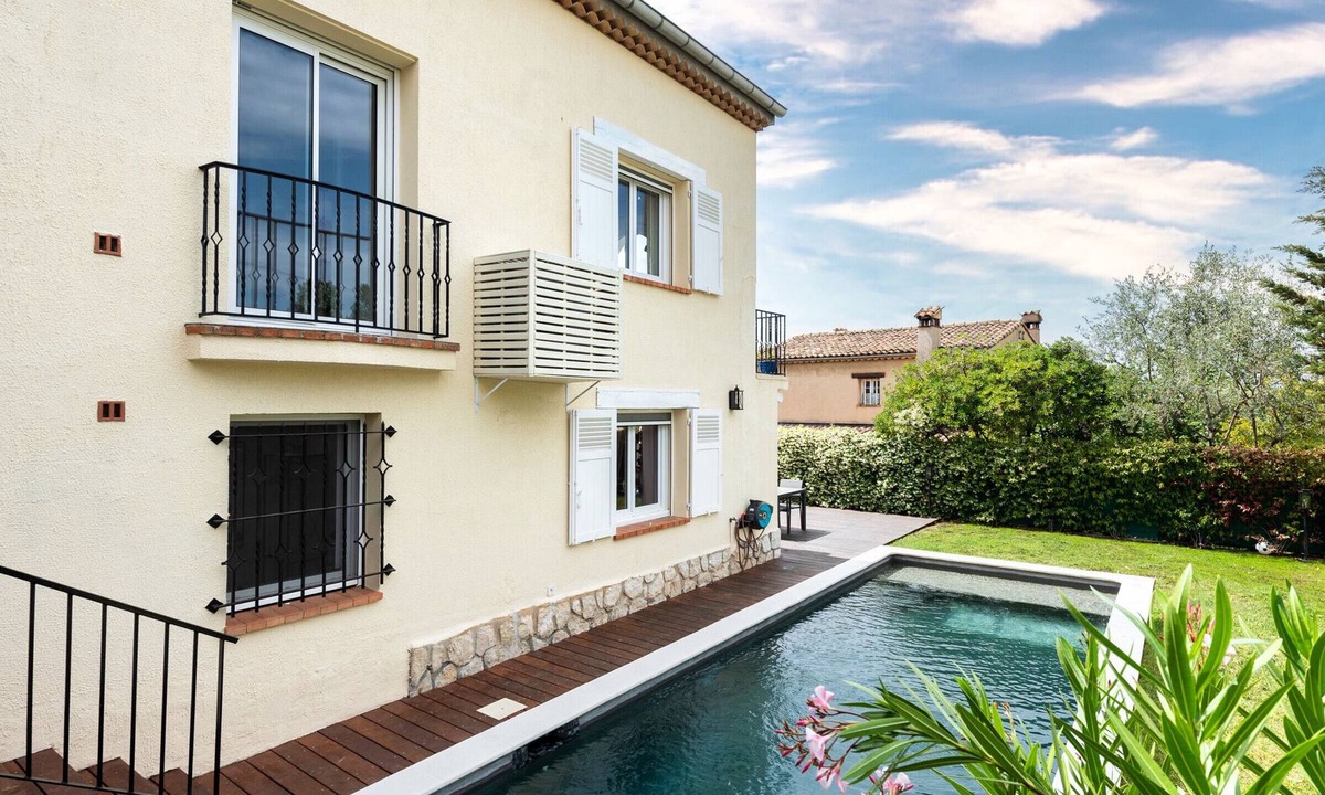 Caucade Villa | Happyfew VILLA LE COLOMBIER