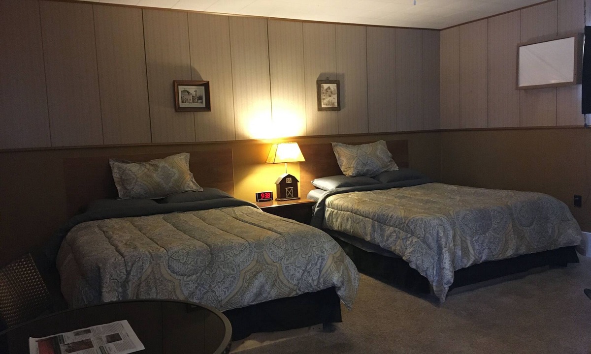 Harbor Beach Hotel | Harbor Beach Inn