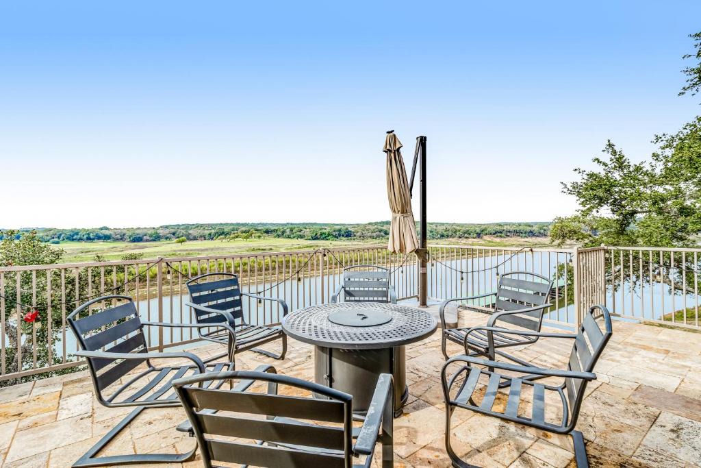 Spicewood House | Harbor Point