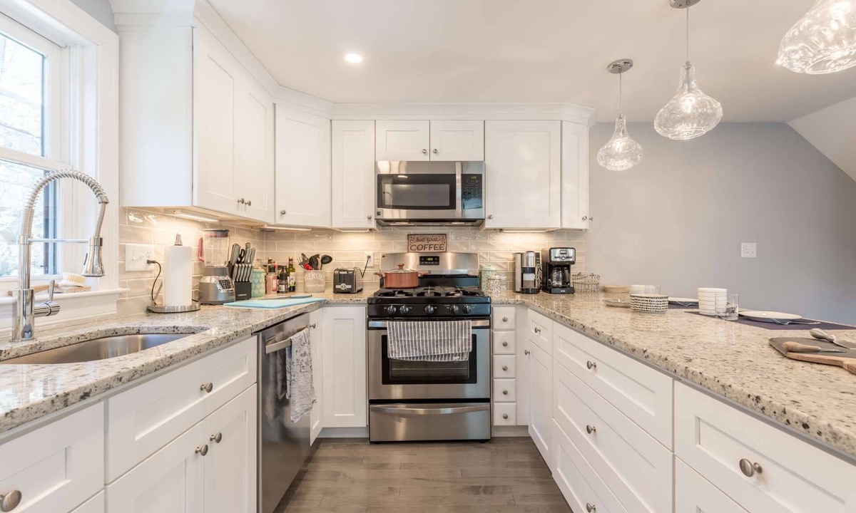 Newburyport Apartment | Harborsides Neighbor