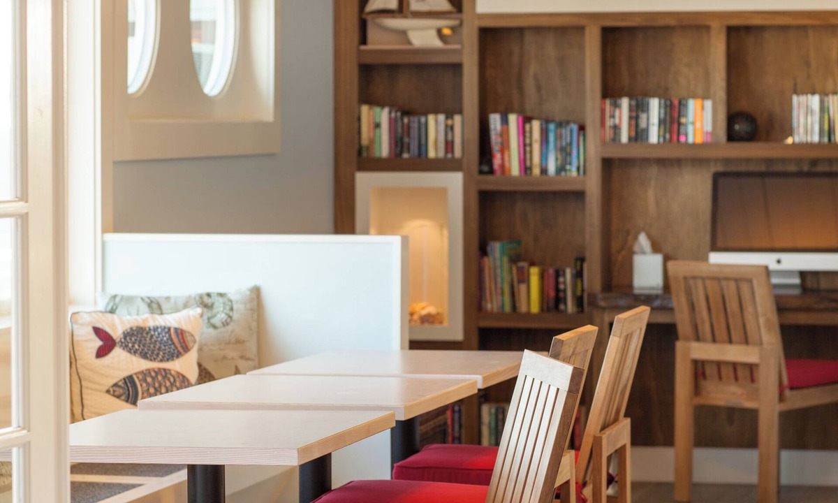 Garibaldi Hotel | Harborview Inn & RV Park