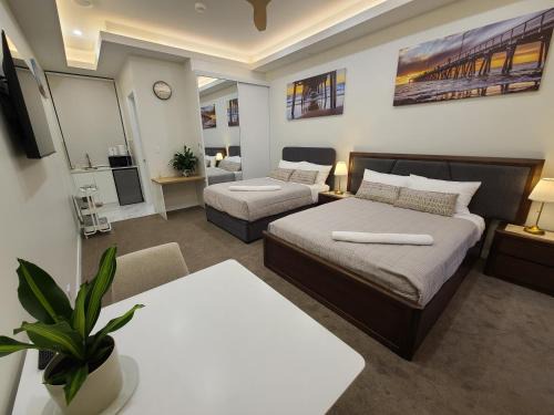 McCracken Hotel | Harbour Retreat