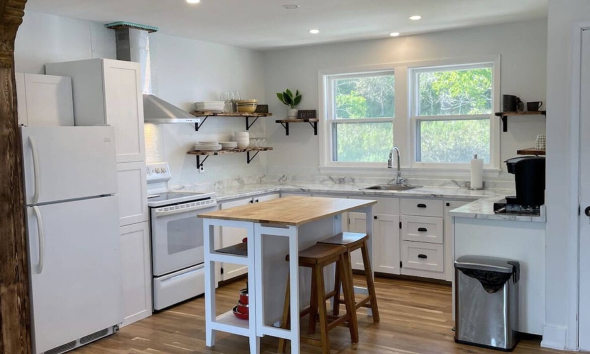 Sheet Harbour House | Harbour View with so many amenities