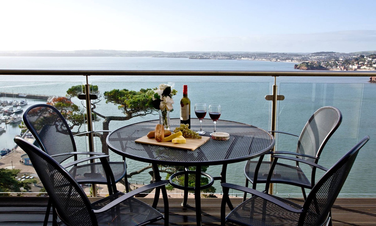Torquay City Centre Apartment | Harbreck Heights -Masts B9