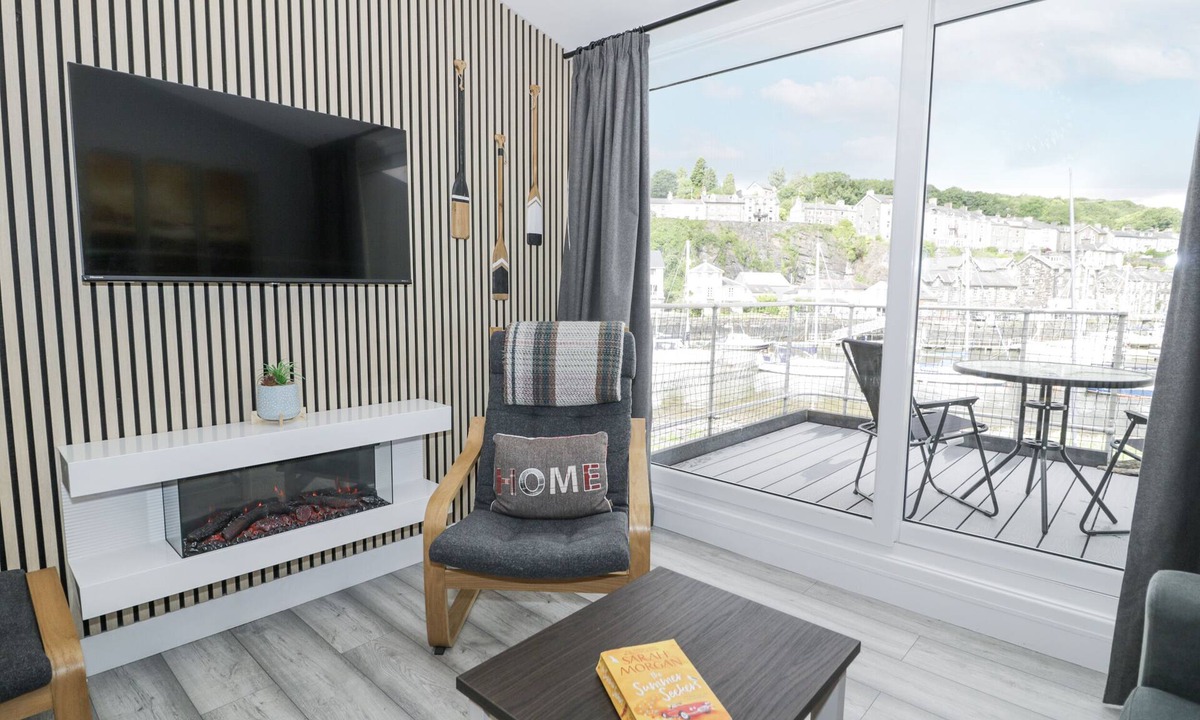 Borth-y-Gest Cottage | Harbwr Hideaway