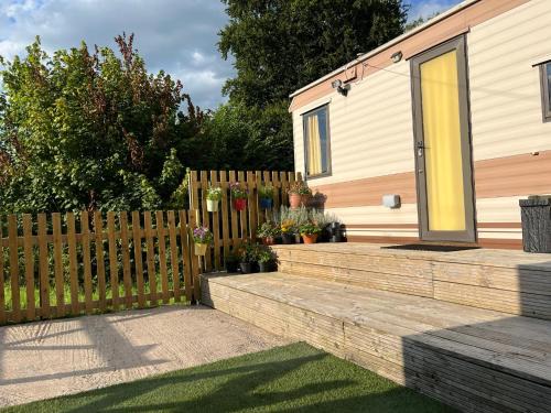 Blackburn House | Hare Meadow Lodge