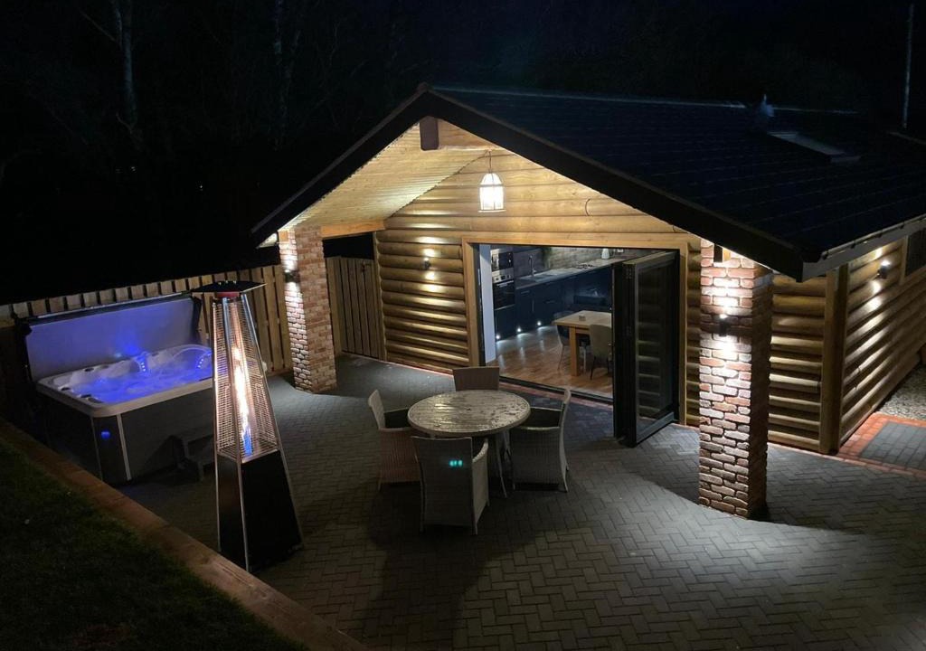 Ripley Cabin | Harewell wood lodge