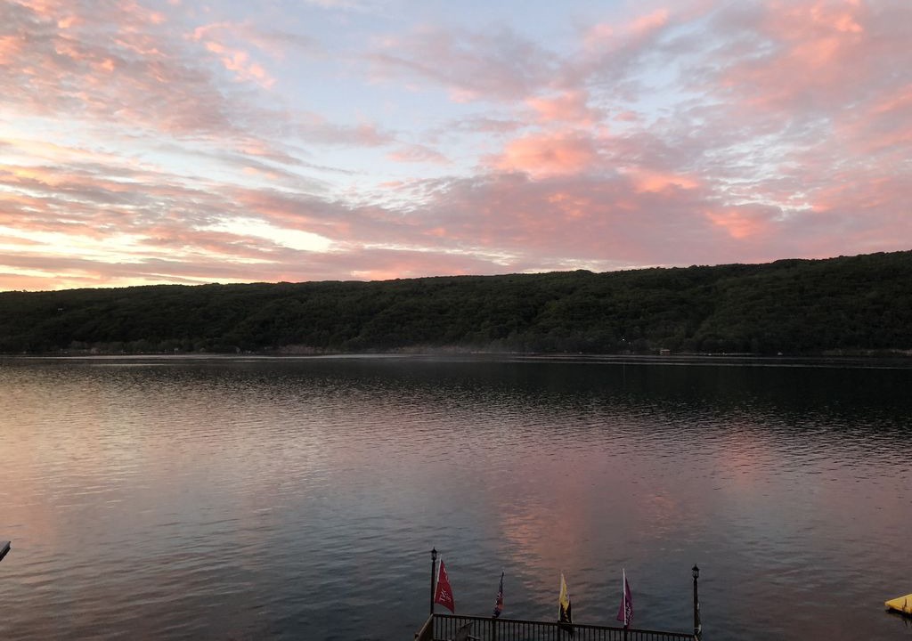 Moravia House | Harks' Inn Cottage - Fabulous Views on 100ft Skaneateles Lakefront