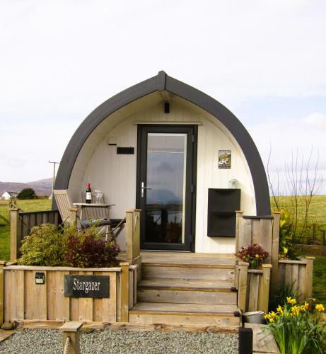 Caroy House | Harlosh Hideaways - Stargazer Pod