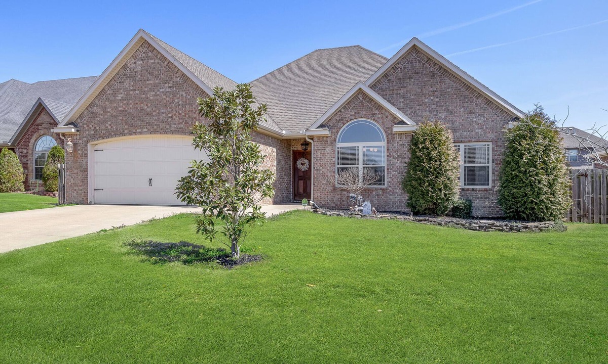 Bentonville House | Harmon Haven Home-King size bed