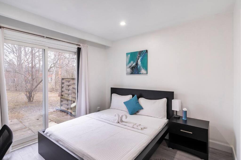 Waterloo House | Harmony Home Near University of Waterloo