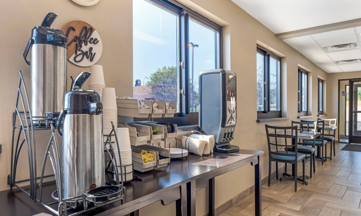New Ulm Hotel | Harmony Inn