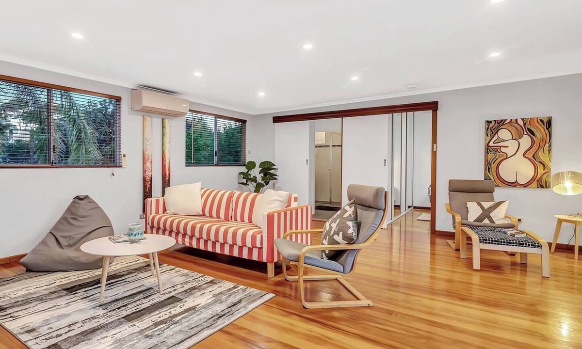 Port Willunga House | Harmony Lodge A Cheerful Beachside Refresh