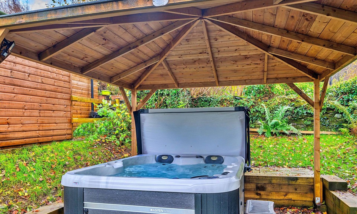 Dolwyddelan House | Harp House by Interhome