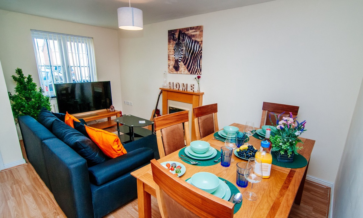 Kirk Sandall House | Harris House with a free parking