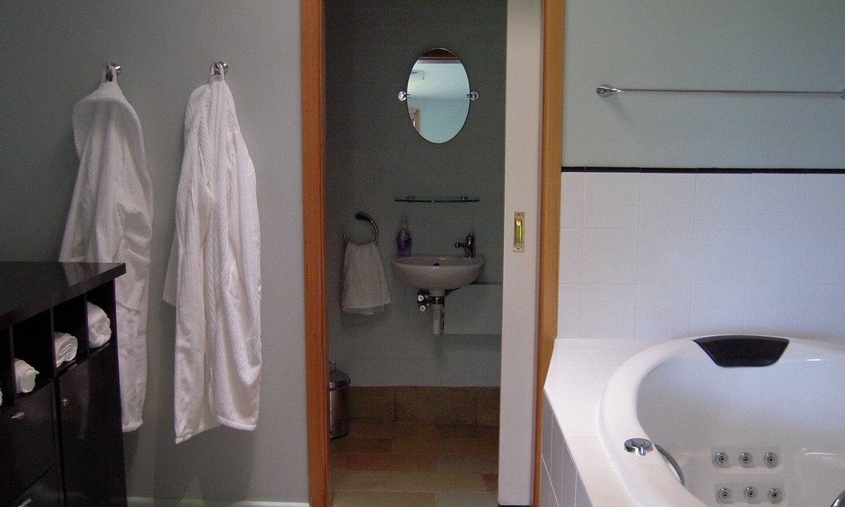 Greater Shepparton City Bed & Breakfast | Harvest Home Bed & Breakfast