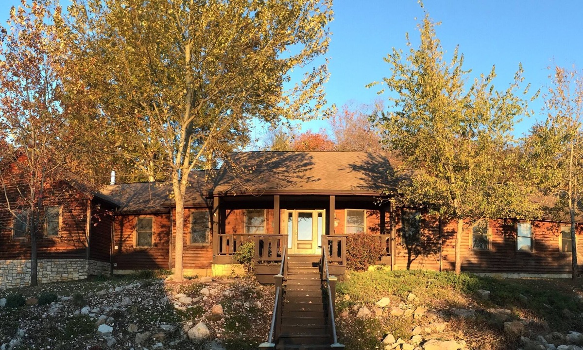 Logan Apartment | Harvest Moon Lodge at Harvest Moon Cottages, LLC