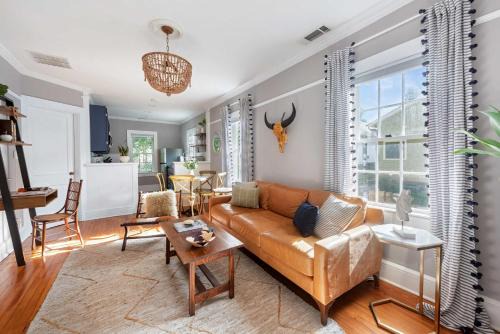 Kirkwood Apartment | Harvest Moon