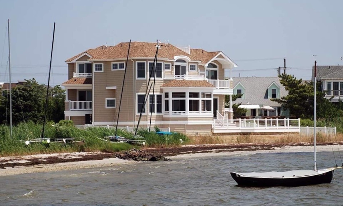Harvey Cedars House | Harvey Cedars, NJ, Bayfront Compound With Pool!