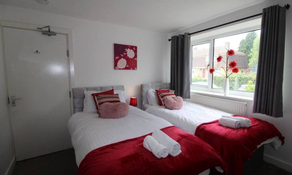 Chesterfield House | Harvey House- Chesterfield