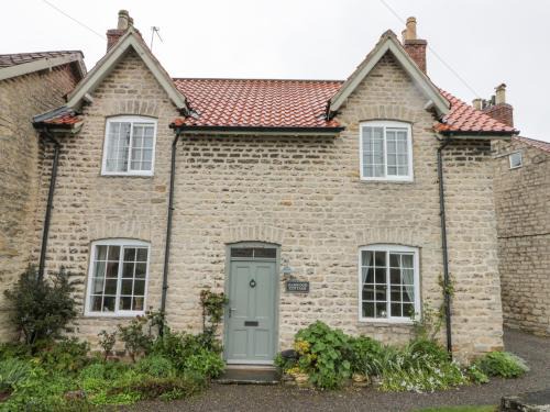 Hovingham House | Harwood Cottage