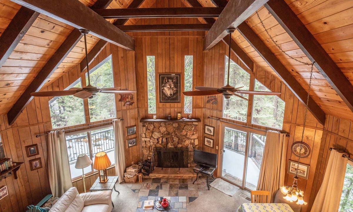 Dorrington Cabin | Haslemann's Retreat ~ Central Heat!