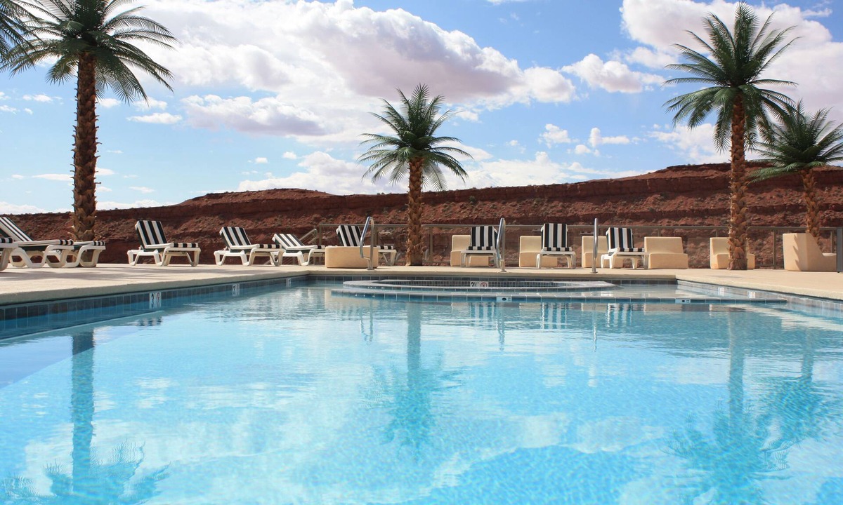 Mexican Hat Hotel | Hat Rock Inn