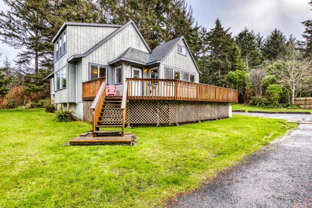 Coos Bay House | HATS House