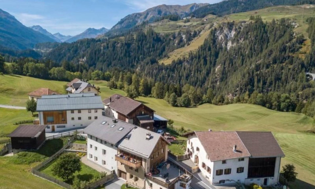 Engadin Scoul Apartment | Haus 116A by Interhome
