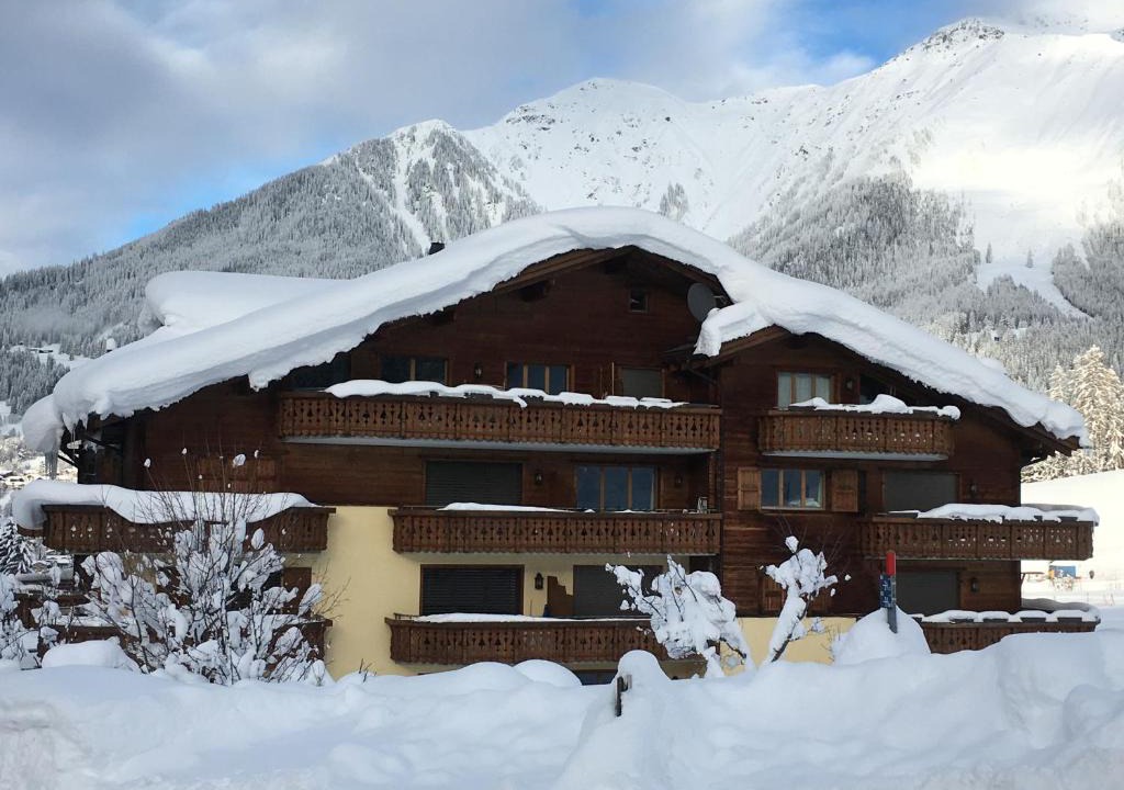 Klosters-Serneus Apartment | Haus am Golfplatz