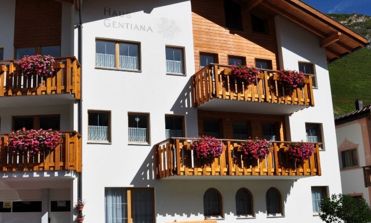 Ravaisch Apartment | Haus Gentiana, (Samnaun-Laret). by Interhome