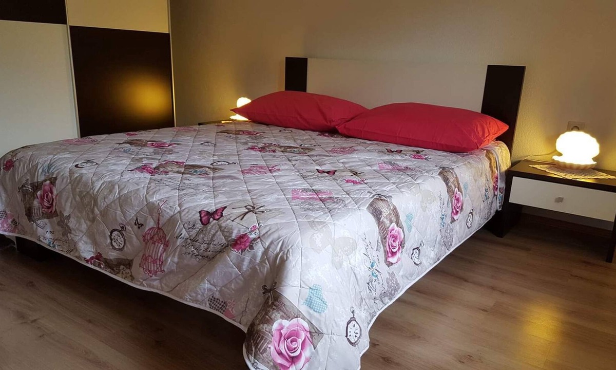 Batomalj House | Haus mit 2 Wohnung mit schoene Garten fur Ihre Privat Urlaub
