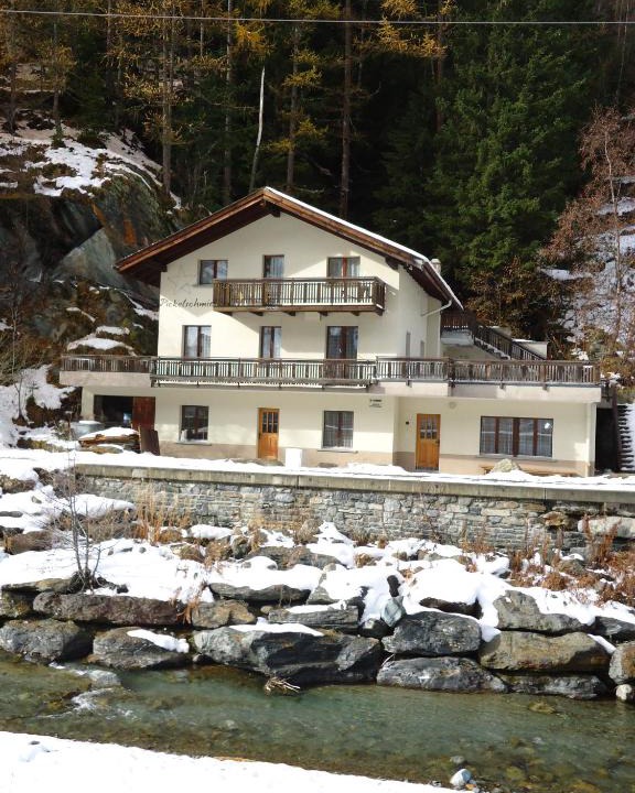 Saas-Balen Apartment | Haus Pickelschmiede