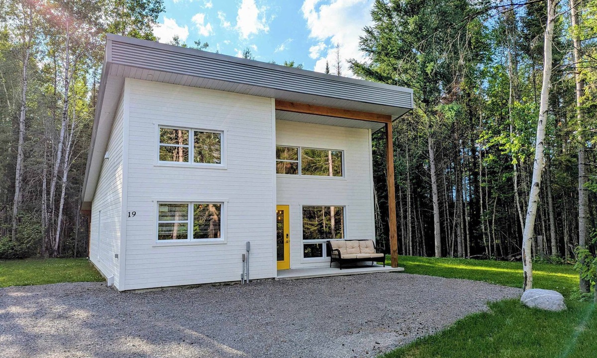 Saint-David-de-Falardeau Ski Chalet | Hauska | Tavata Chalets | Rest and Nature