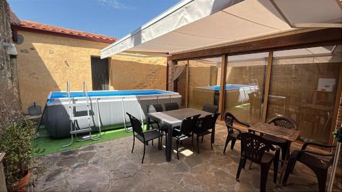 El Rourell House | Hauzify I Casa Rourell