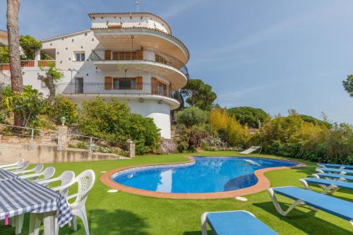 Castell-Platja d'Aro House | Hauzify I Casa Suredes