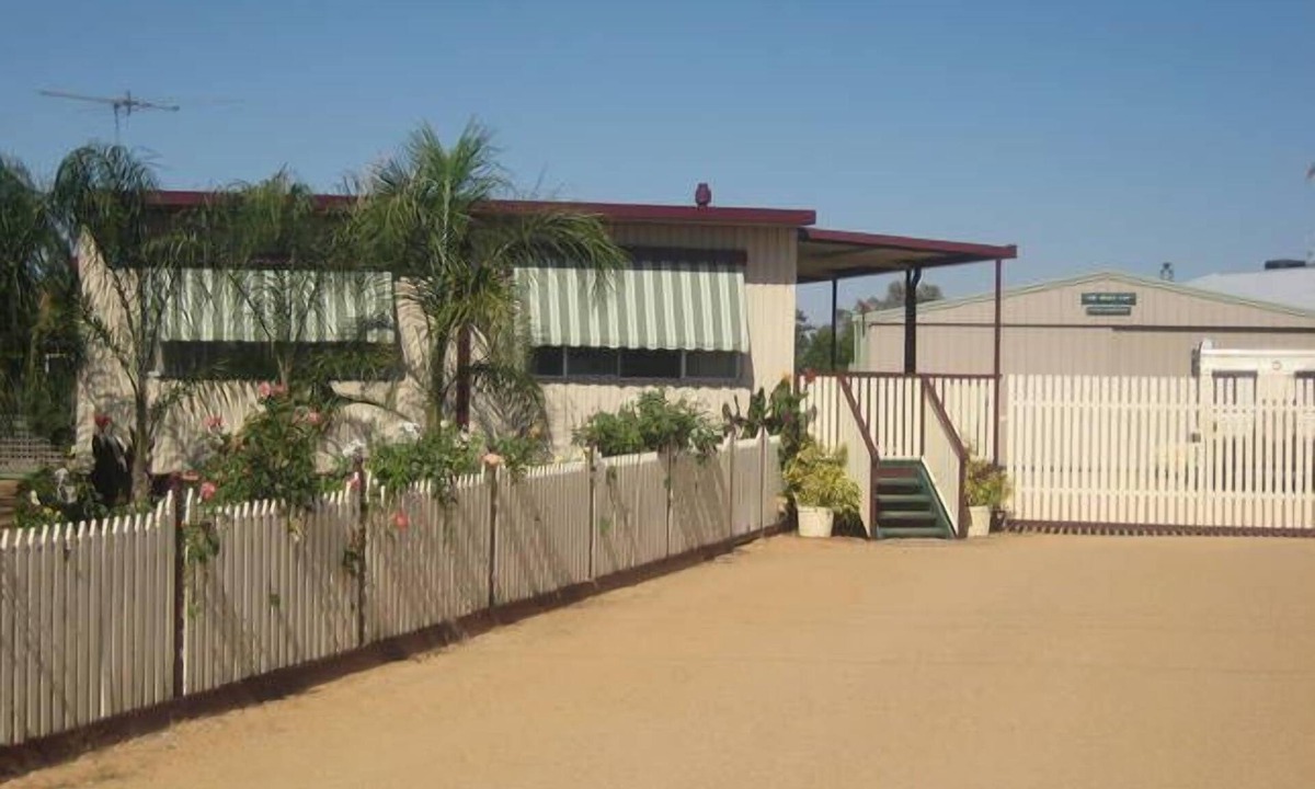 Yarrawonga House | Haven at Hogans cottage