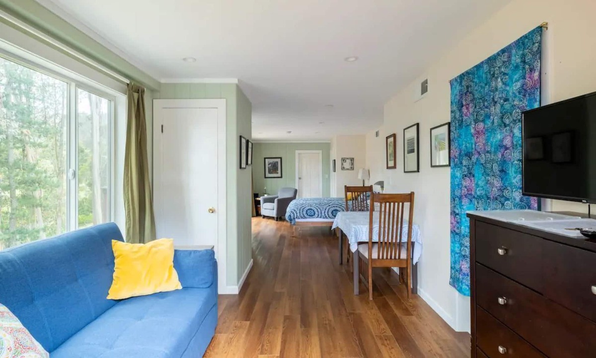 Tamalpais-Homestead Valley Apartment | Haven in the trees, minutes from hiking trails