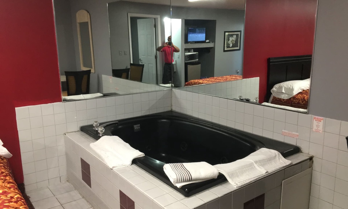 Galloway Hotel | Haven Inn and Suites