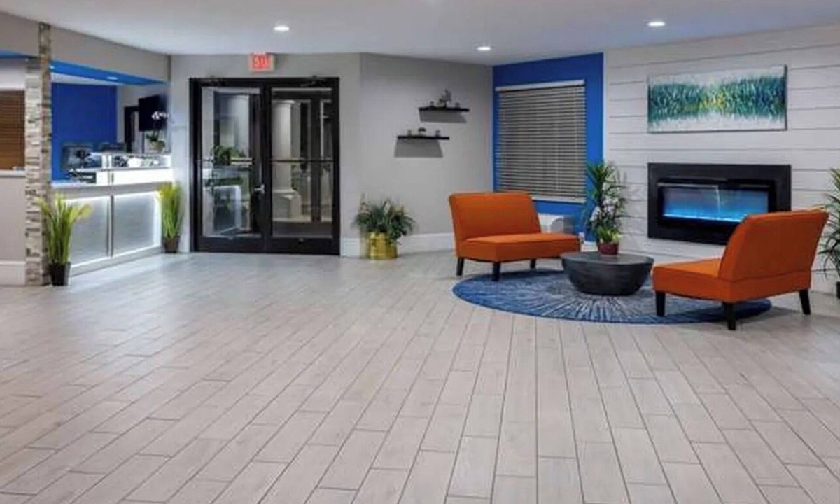 Louisburg Hotel | Haven Inn & Suites