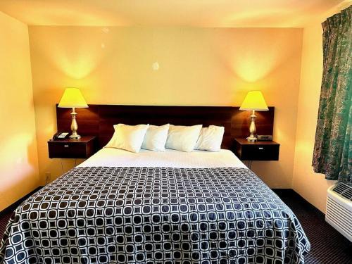 Monroe Hotel | Haven Inn & Suites