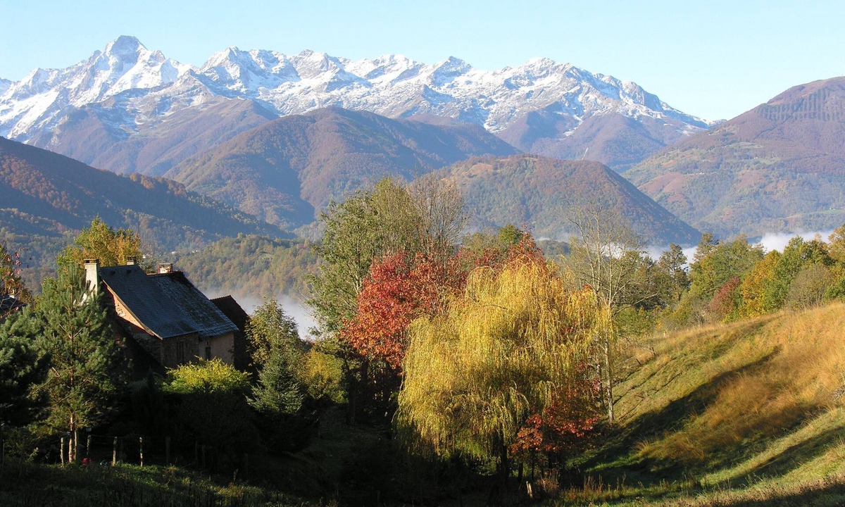 Oust House | Haven of peace opposite Mont Valier 2838 m