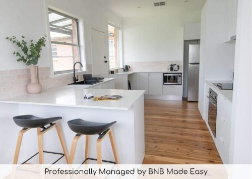 Bletchington House | Haven on Hill - Modern & Charming, Touch of Pink