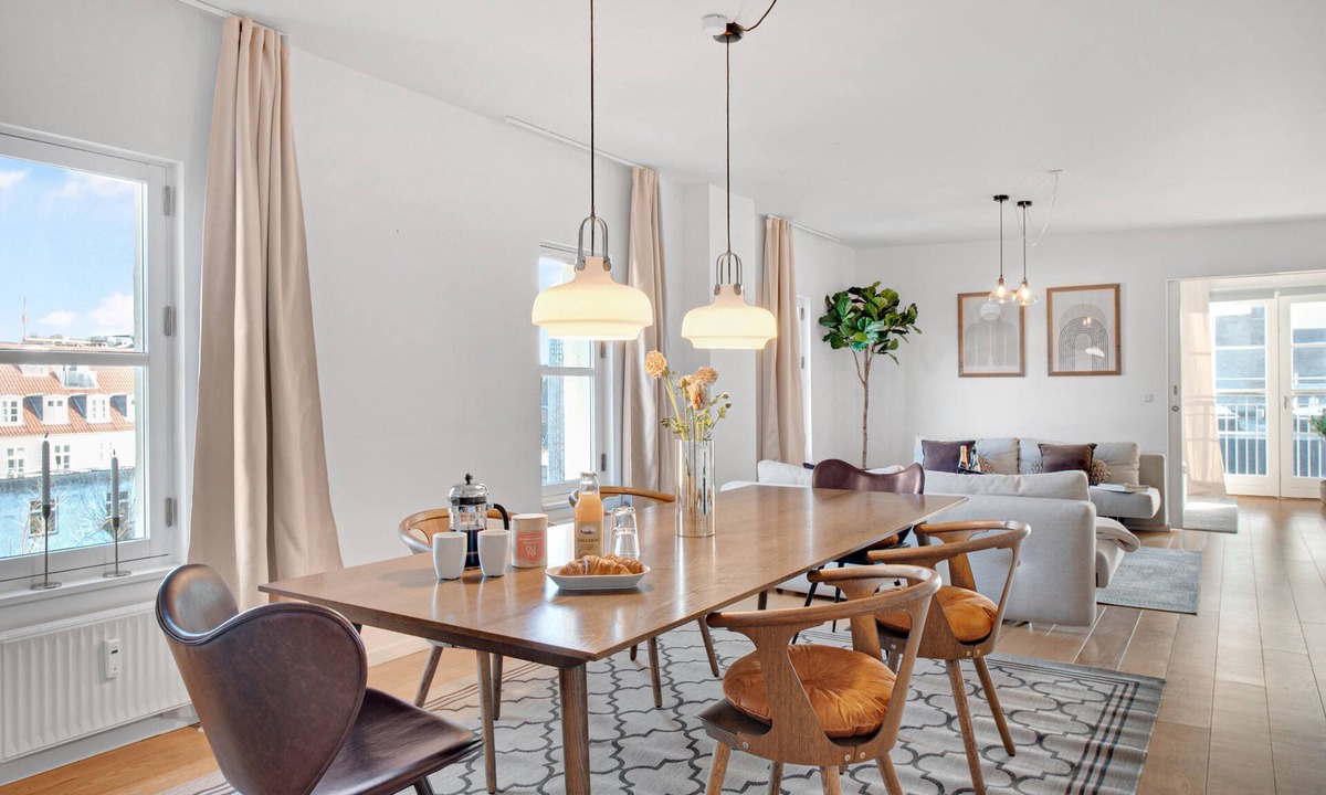 Nyhavn - Amalienborg Apartment | Haven - Popular 2-Bdr Apt in Central Copenhagen