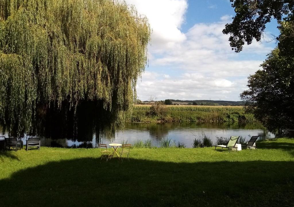 Neuilly Bed & Breakfast | Havre de paix au bords de l'Eure - divers hébergements