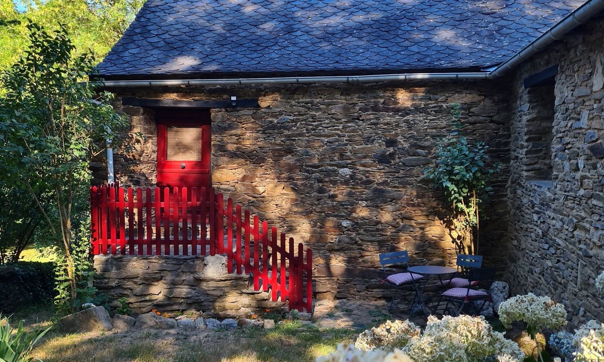 Fraissines House | HAVRE DE PAIX