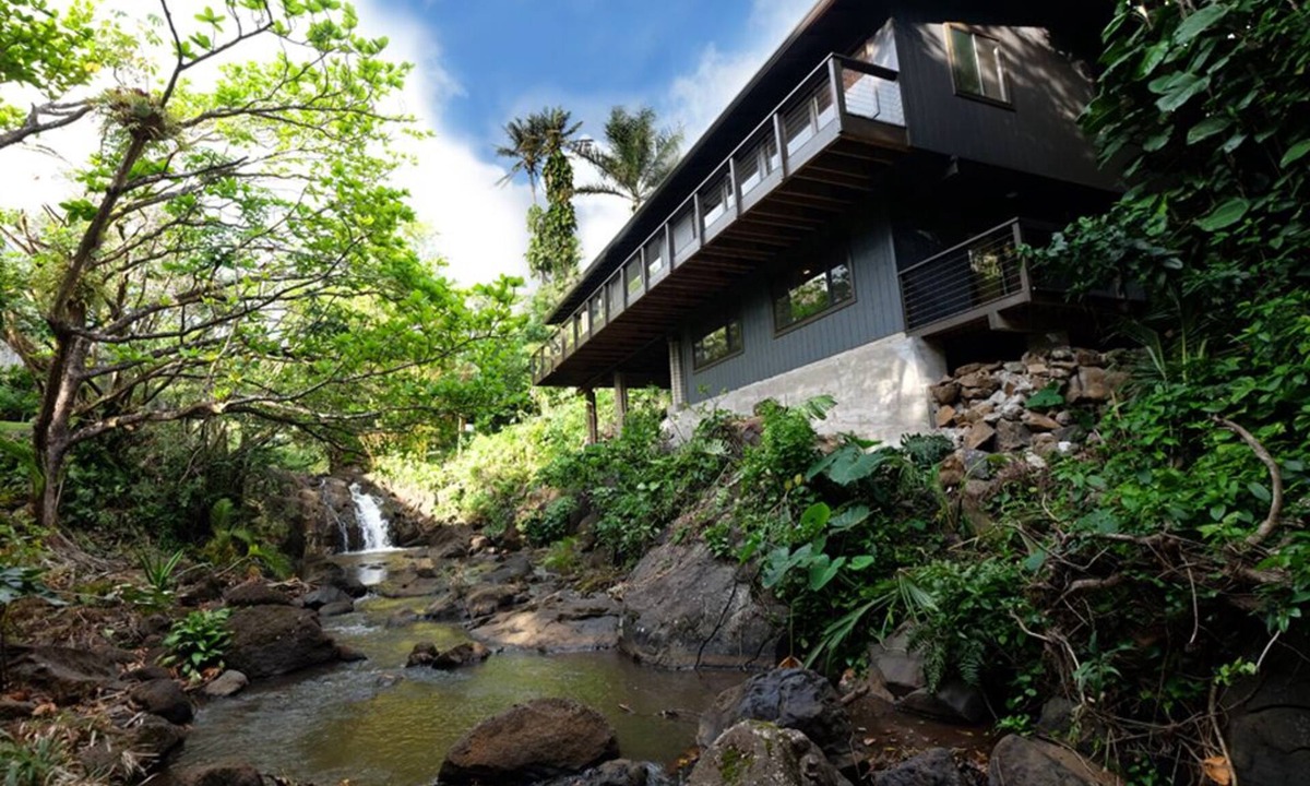 Nuuanu - Punchbowl House | Hawaii's best waterfall retention in Honolulu
