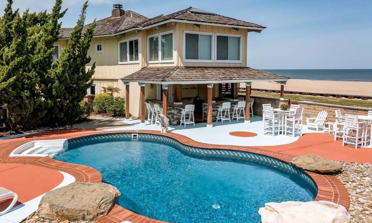 Sandbridge House | Hawaiian Palace | Oceanfront | Private Pool, Hot Tub