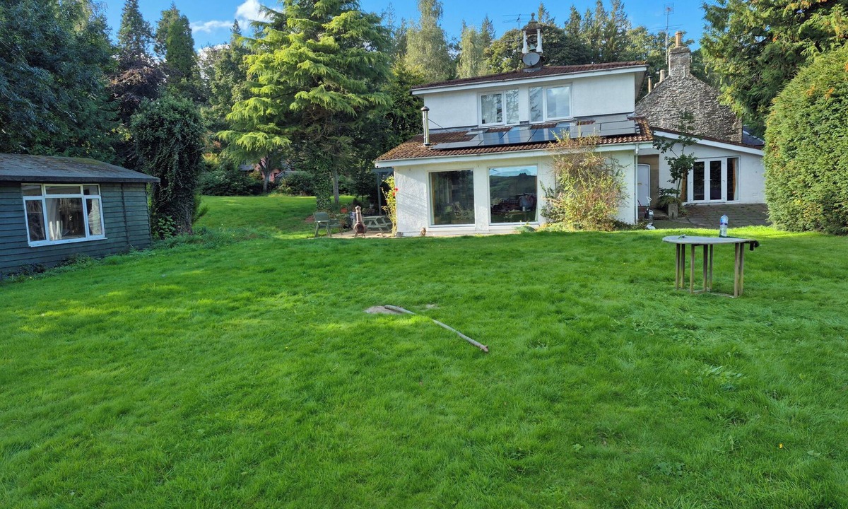 Hawick House | Hawick - House - Sleeps 9 - Hot Tub