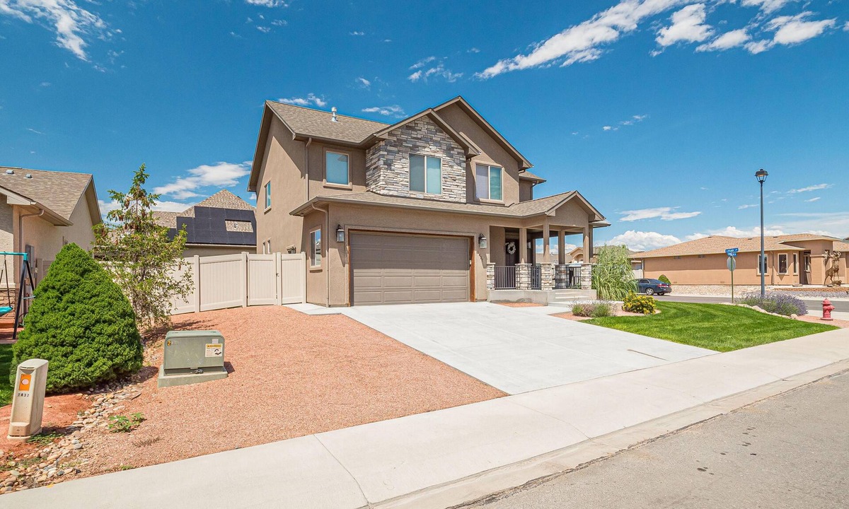 Fruita House | Hawk 3: Pet-Friendly w/Private Balcony